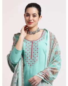 Sea Green Embroidered Silk Blend Kurta Set With Dupatta
