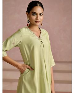 Embroidered A-Line Cotton Silk Kurta & Trousers Sets-1B25KPNTR008 Green