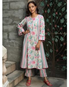 Pink Floral Print Flared Kurta With Pants 