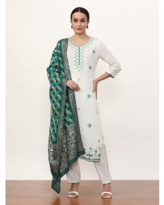 Embroidered Pure Silk Solid Kurta Sets With Dupatta-2729 Green