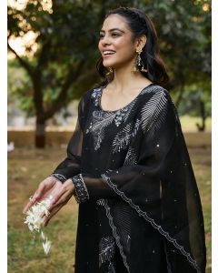 Thread Work Embroidered Kurta Set With Dupatta-2A25KPTDR003 Black