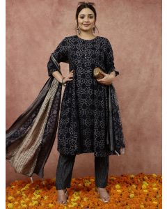Blue Bandhani Flared Print Kurta With Pants And Dupatta