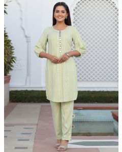 A Green Self Weave Embellished Mirror Work Rayon Co-Ord Set With Kurta And Pants