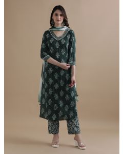Green Floral Printed Kantha Work Pure Cotton Kurta With Pant & Chiffon Dupatta