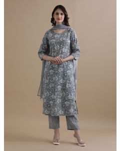 Grey Floral Printed Thread Work Pure Cotton Kurta With Pant & Chiffon Dupatta