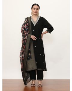 Embroidered Silk Blend Ethnic Motifs Kurta Sets With Dupatta-NVLK-002 Black