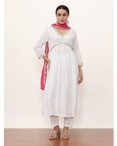 Embroidered Ethnic Motifs Kurta Sets With Dupatta-NVLK-463 Pink
