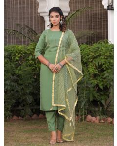 Women Green & Golden Yoke Design Handloom Kurta With Trousers & Dupatta